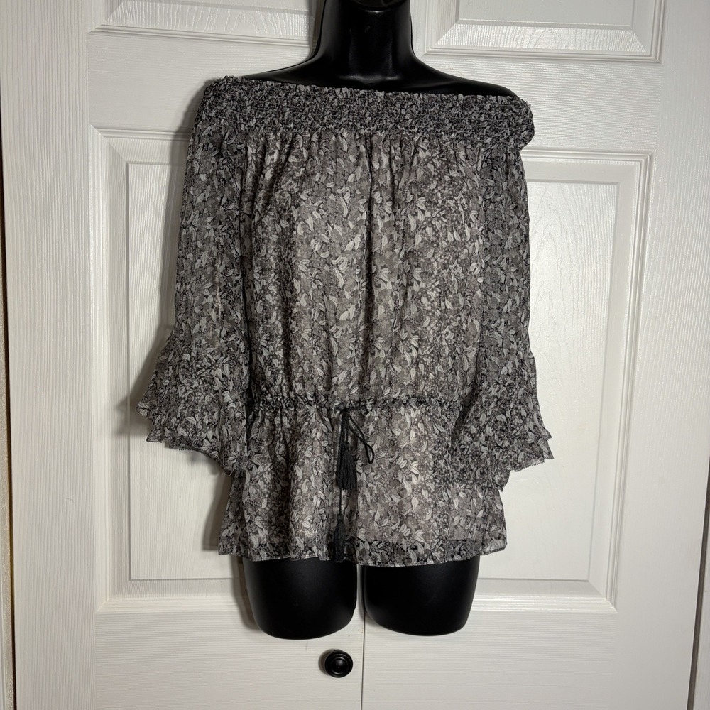 Elie Tahari Zoia Blouse Women M Gray 100% Silk Leaf Print Tassel Off Shoulder